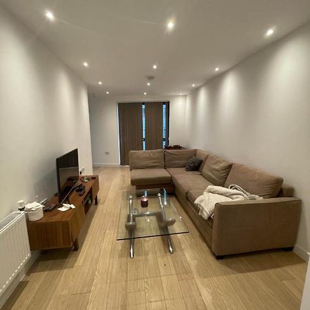 Amazing Apartment Moments Away From The Heart Of London Bagian luar foto